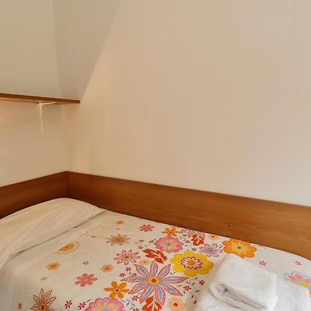 Panorama Apartment Peschiera 佩斯基耶拉德加达 外观 照片