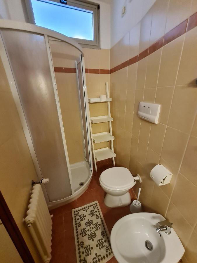 Panorama Apartment Peschiera 佩斯基耶拉德加达 外观 照片