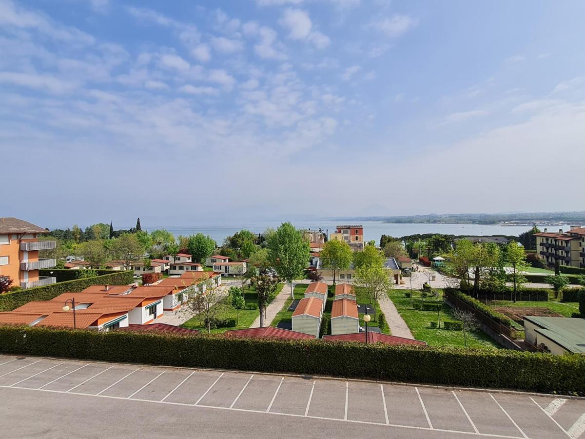 Panorama Apartment Peschiera 佩斯基耶拉德加达 外观 照片